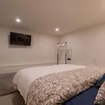 Grandeur Collection - D. Joao Iv Pool & Garden Apartment Porto