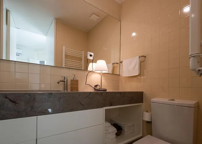 Grandeur Collection - D. Joao Iv Pool & Garden Apartment Porto